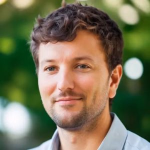 Picture of Alec Neumeyer