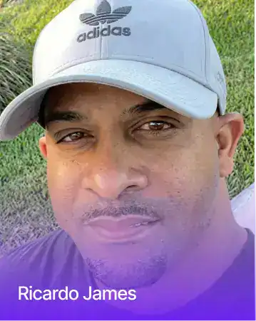 Man wearing Adidas cap outdoors for SEO analysis.